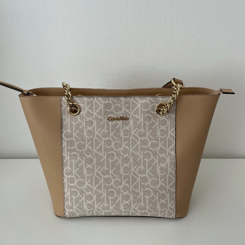 Calvin Klein women’s handbag